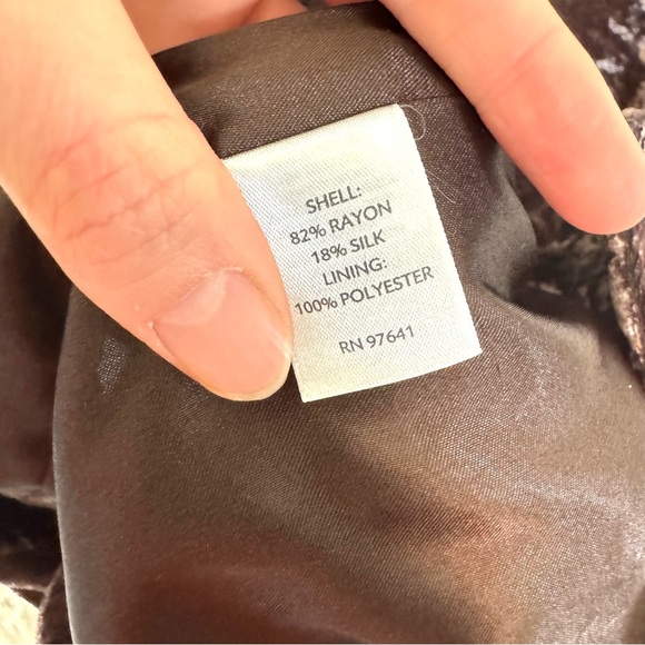 J. Jill Women's XL Burgundy Silk Blend Button Down Jacket Velour Crushed Velvet - Picture 6 of 11